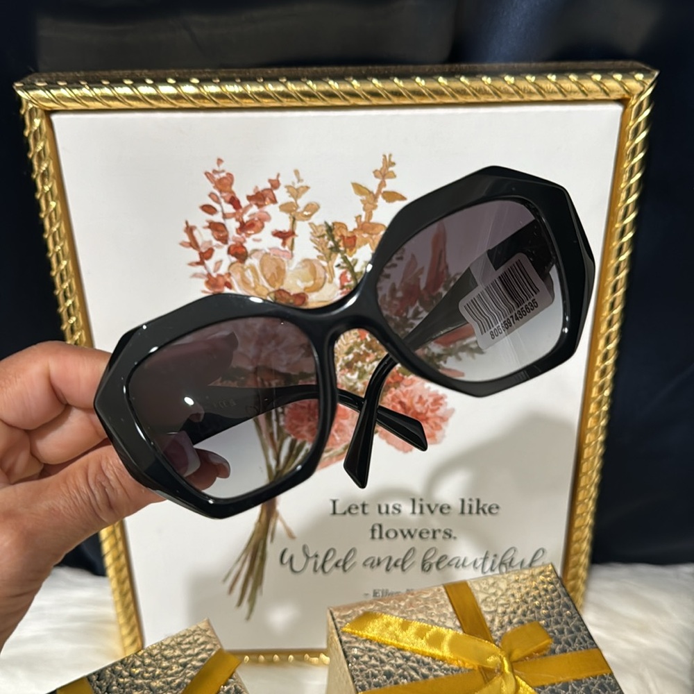 🖤Prada PR 16WS 1AB5D1 Black Plastic Geometric Sunglasses Grey Gradient Lens - Picture 4 of 15